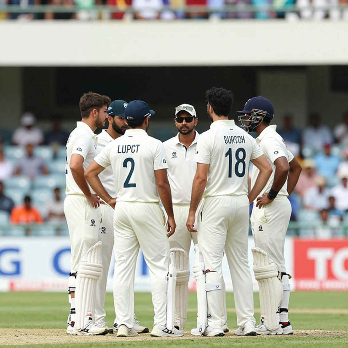 রাঁচির ভেজা বল, একটি ফসকানো ক্যাচ আর ভারতের ফিল্ডিং খাতার আসল হিসাব রাঁচির ভেজা বল, একটি ফসকানো ক্যাচ আর ভারতের ফিল্ডিং খাতার আসল হিসাব