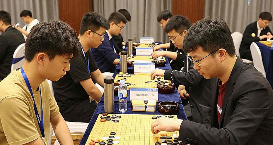 The Olympiad Underdog: The Blockchain of 5.e5!, a Line That Belonged to No Country