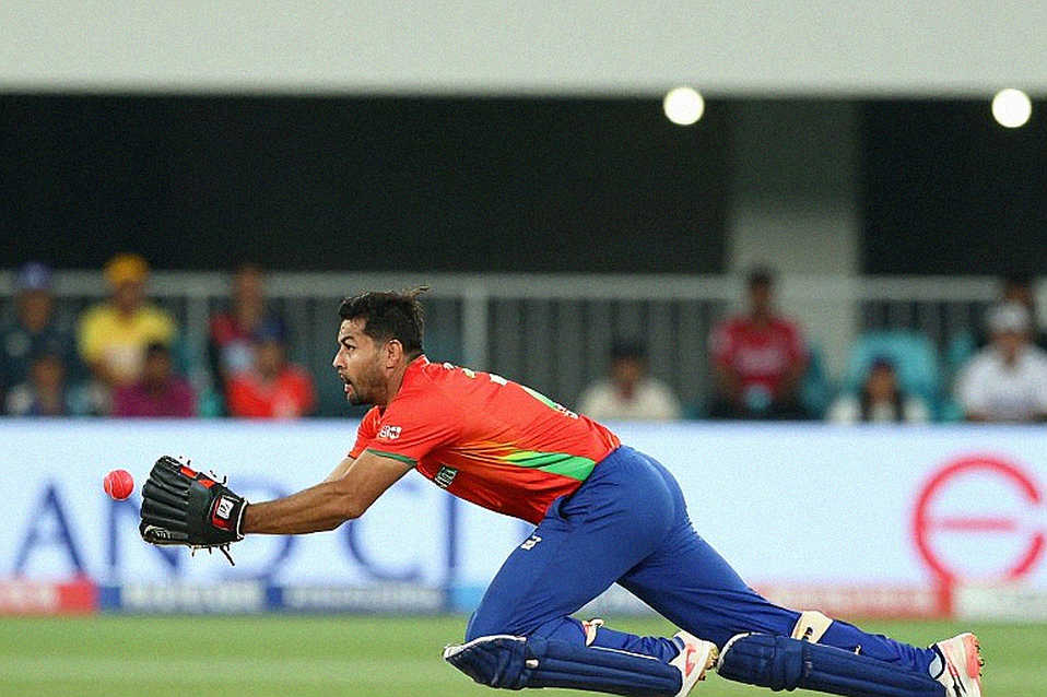 মিরপুরের দুই দিন: সিমন্সের 'বিশৃঙ্খলা' প্রশ্নের উত্তর সূচিতে, ফর্মে নয়