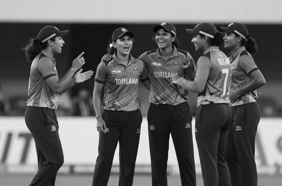 মাঝের ওভারের দেয়াল: এনওসি-শিকল, স্পিন-বাজেট আর এশিয়ার টি-টোয়েন্টি অর্থনীতিতে বাংলাদেশের আসল সীমান্ত